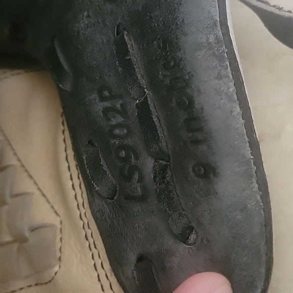 Baseball glove youth Louisville Slugger Genesis 1884 Series 9" - Picture 2 of 4